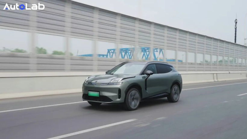 两款热门 SUV 辅助驾驶大PK,更安全的秘诀是国产芯片?