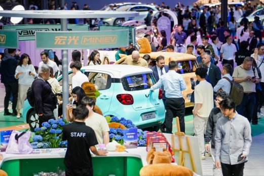 宏光MINIEV4月销量28990台 蝉联57个月A00级新能源销冠