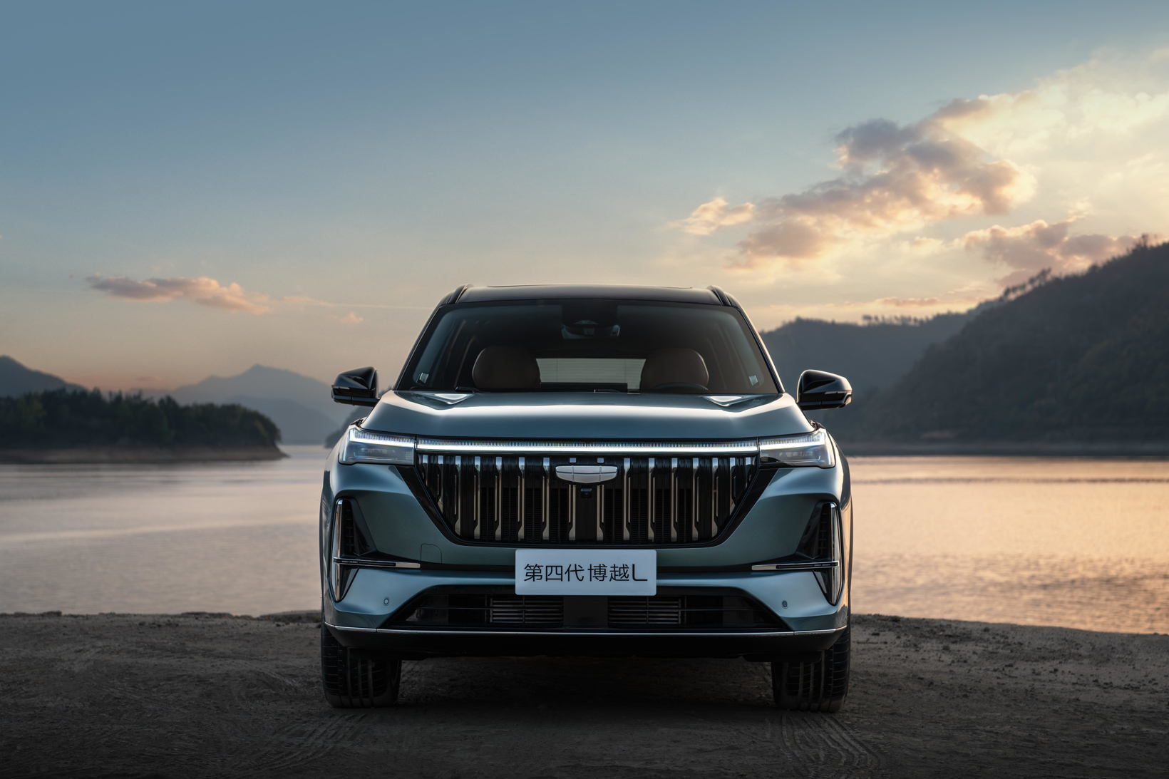 燃油SUV王者归来,“新一代三好SUV”第四代博越L上市限时价9.29-11.99万元,以四大越级实力开启燃油SUV智能平权时代