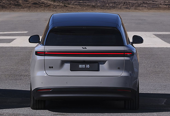旗下首款纯电SUV 理想i8内饰谍照曝光